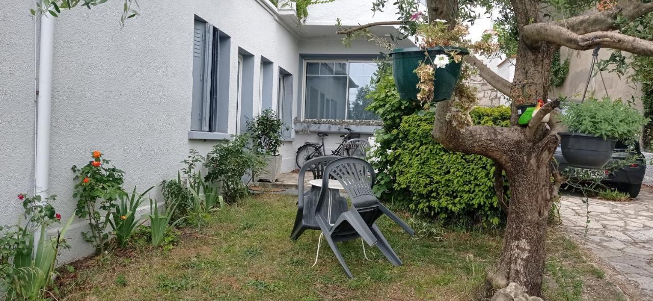 Chambre Meublee Independante, Avec Piscine Et Jardin, 1 Lit Pour 2 Personnes Direct Gare Aeroport Toulouse Luaran gambar
